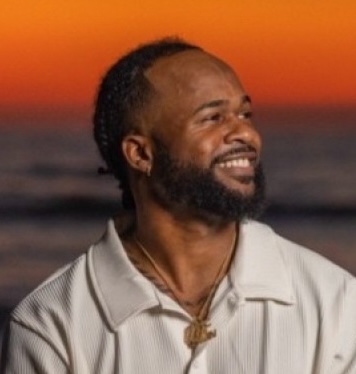 Kirvin Moesquit